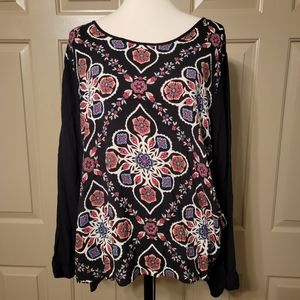 *FINAL PRICE *Old Navy ladies plus size floral and black tunic.